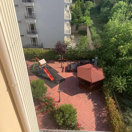 Happy Smiles Apartman